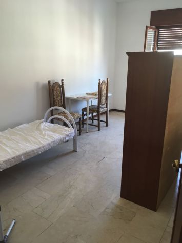camera solo per studenti universitari frequentanti una università in Piacen - Foto 4