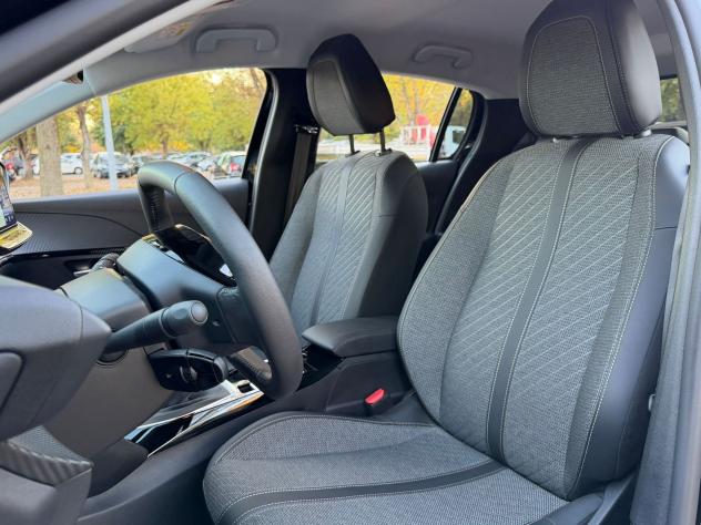 Peugeot 208 208 1.2 puretech Allure s&s 100cv grigio cemento + GPL - Foto 8
