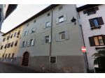 Caldonazzo, il centro storico in un trilocale ristrutturato