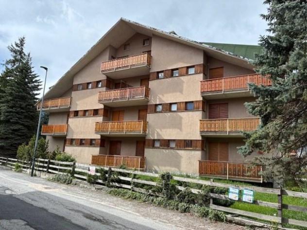 OULX - VENDITA BILOCALE AMPIO CON BALCONE E GARAGE - Foto 2