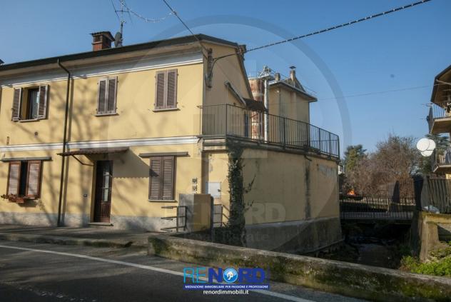 CASA SEMI INDIPENDENTE di 4 vani e di 85 mq (VILLANTERIO) rif. VIL7138