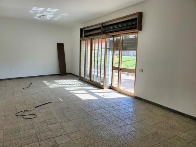 1 Vetrina in affitto a Villasor - Foto 2