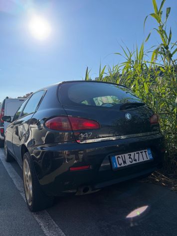 Alfa 147 1.9 jtd - Foto 4
