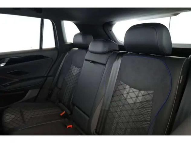 VOLKSWAGEN Tiguan Tiguan 2.0 tdi R-Line Plus 4motion 193cv dsg rif. 23898459 - Foto 10
