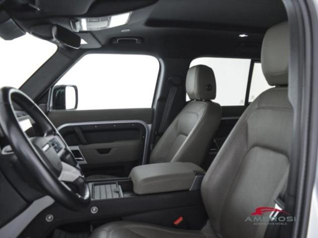 LAND ROVER Defender 110 3.0d i6 mhev SE awd 200cv auto - AUTOCARRO N1 rif. 23802297 - Foto 9