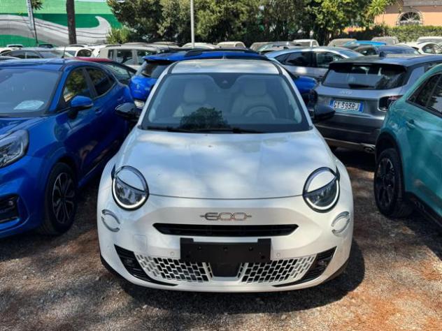 FIAT 600 Hybrid LA PRIMA 1.2cc 100cv AUT. NAVI. RETROCAM rif. 23993484 - Foto 3