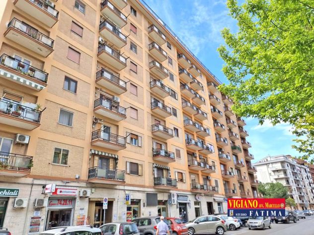 FOGGIA - VENDESI - P.zza A. MORO, 39 - VANI 4/MQ. 134 + CANTINA