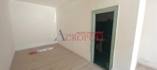Locale commerciale in affitto – Bracciano Centro - Foto 5