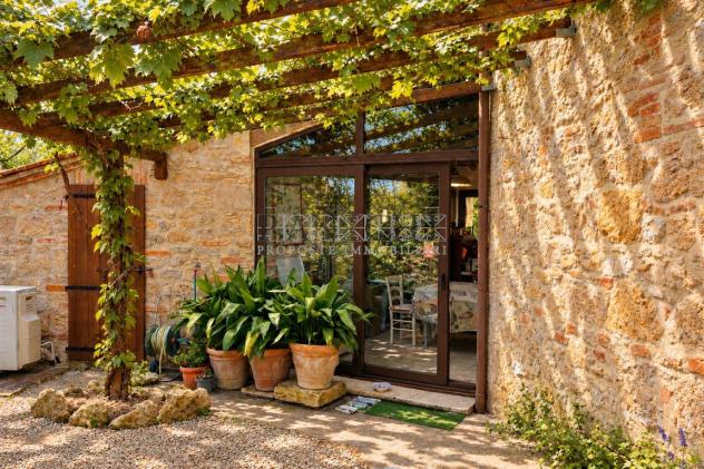 Porzione di casale toscano con terreno esterno - Crete Senesi - Foto 11
