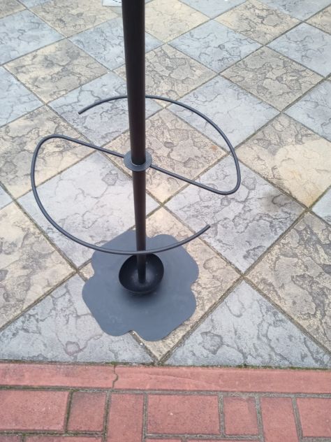 APPENDI ABITI CON PORTA OMBRELLI - Foto 3