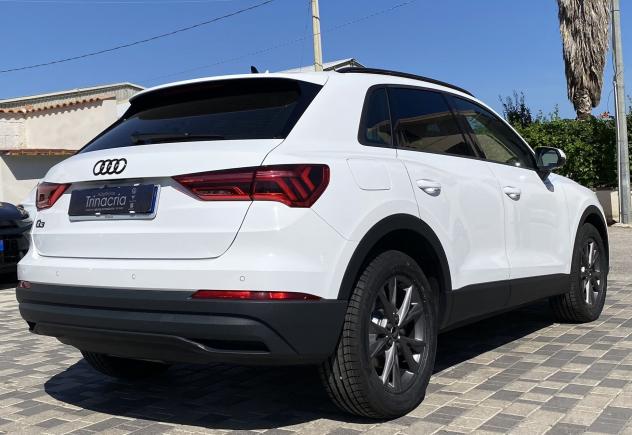 Audi Q3 Business 2.0 TDI 150CV 35 - Foto 4