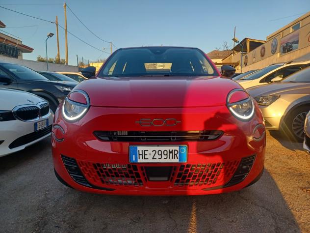 Fiat 600 Hybrid 110 CV DCT MHEV Business. KM 0 - Foto 5