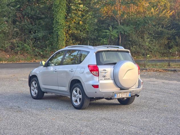 Toyota RAV 4 RAV4 2.0 Luxury CV-152 GPL Automatico E4 2007 - Foto 4