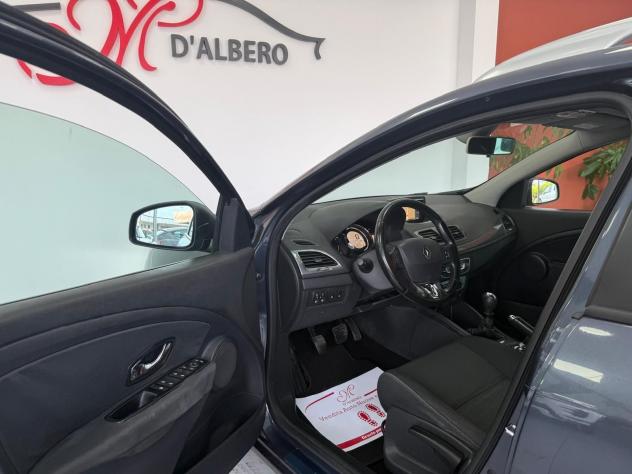 Renault Mégane 1.5 dCi 110cv Limited SporTour - Foto 10