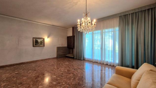Villa in vendita a Marlia - Capannori 340 mq Rif: 1449542 - Foto 9