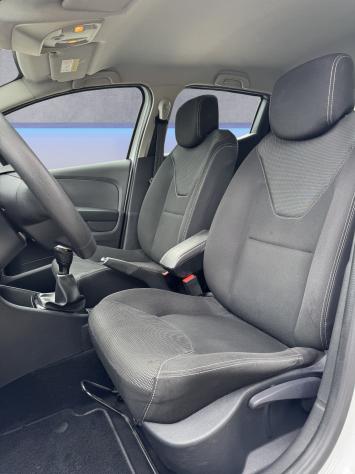 Renault Clio dCi 8V 75 CV 5 porte Moschino Zen - Foto 6