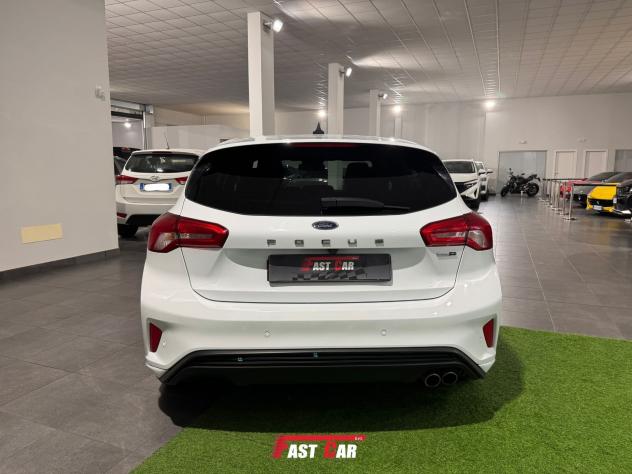 Ford Focus 1.0 EcoBoost Hybrid 125CV 5p. ST Line - Foto 6