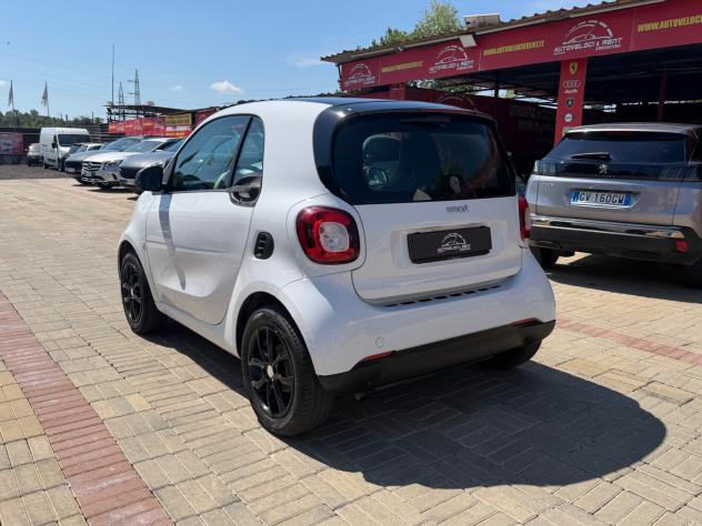 Smart ForTwo 70 1.0 auto PELLE/TETTO/SCHERMO/LED - Foto 5