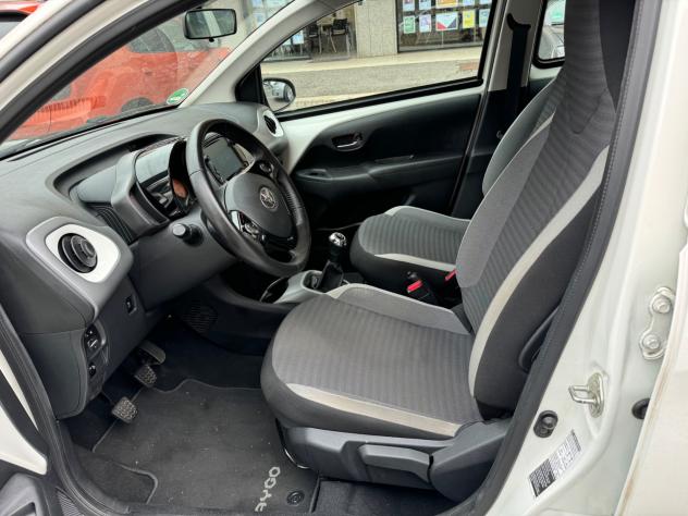 Toyota Aygo Connect 1.0 VVT-i 72 CV 5 porte x-play MMT LED NAVI KAMERA CERCHI 16PDC - Foto 10