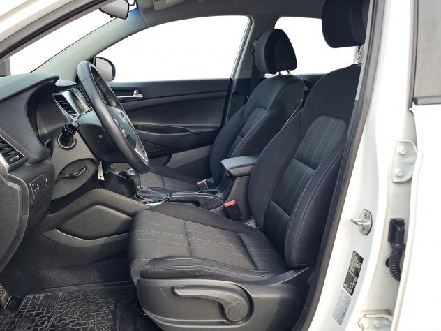 Hyundai Tucson 1.7 CRDi XPossible automatica XENON NAVI CERCHIO 17* - Foto 9