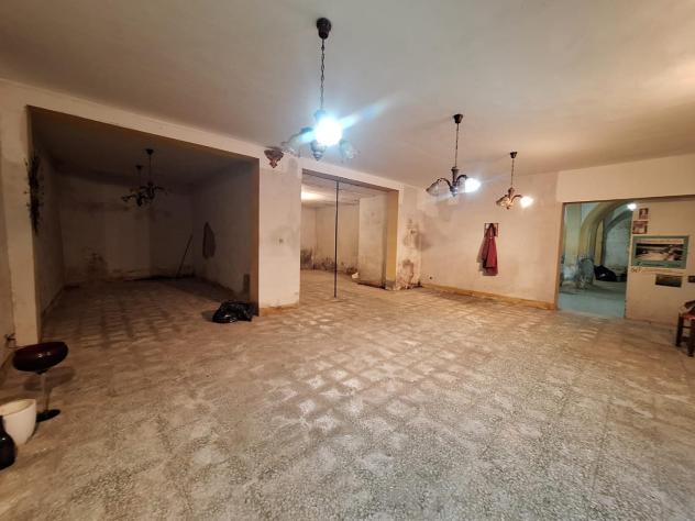 Magazzino in vendita a Cascina 94 mq Rif: 1392814