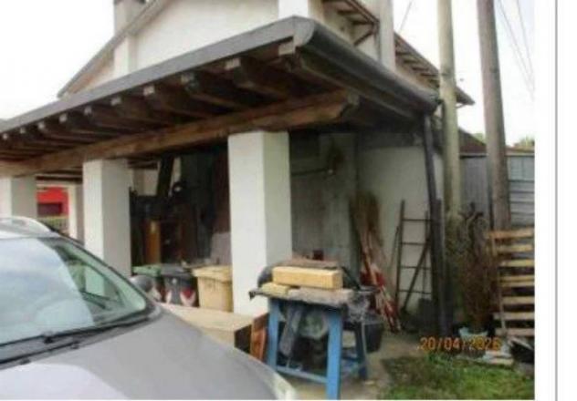 Immobile in asta di 358 m² con più di 5 locali e box auto in vendita a Pieve di Soligo - Foto 2