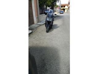 Yamaha x max 300 modello tech max