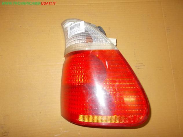FANALE POST.D.(parte est.) ROSSO BIANCO BMW X5 E53  Parti elettriche  Fanaleria  Fanali  Fanale post. sx. BMW - X5 E53 - 01-04-2000 - 01-09-2003