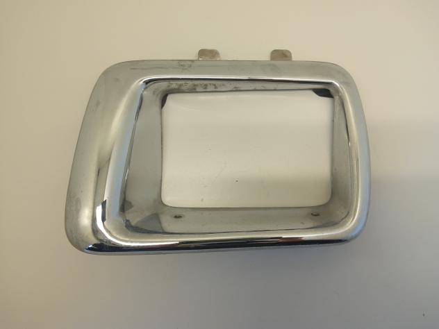 CORNICE FARO ANTERIORE SX MAHINDRA Bolero 1° Serie (00)