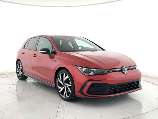 Volkswagen Golf 1.5 eTSI 130 CV EVO ACT DSG R-Line
