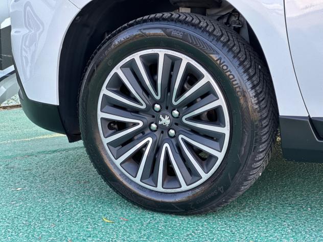 Peugeot 2008 1.5 BlueHDI 100cv Active 2018 - Foto 5