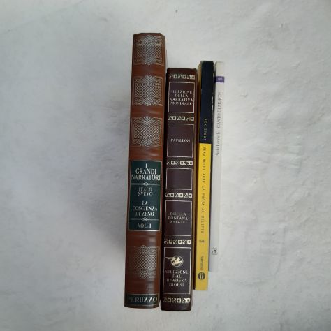 Dieci libri e un fascicolo a €2 cadauno - Foto 2