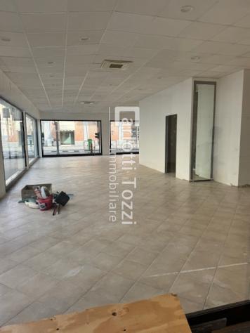 FONDO COMMERCIALE di 1 vani e di 150 mq (GROSSETO) rif. 03730 - Foto 6