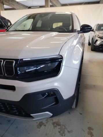 JEEP Avenger 1.2 Turbo 100 CV MHEV Summit rif. 23916046 - Foto 10