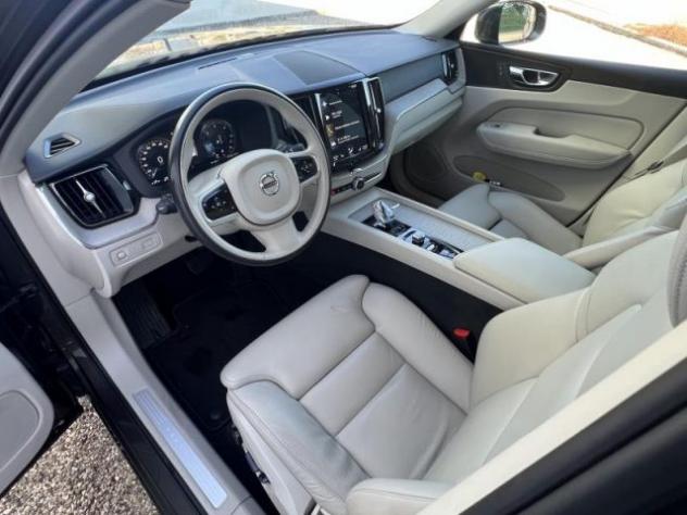 VOLVO XC60 B4 (d) AWD Geartronic Inscription rif. 20228182 - Foto 3