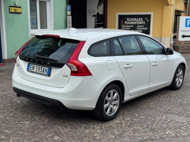 Volvo V60 D3 Kinetic - Foto 6