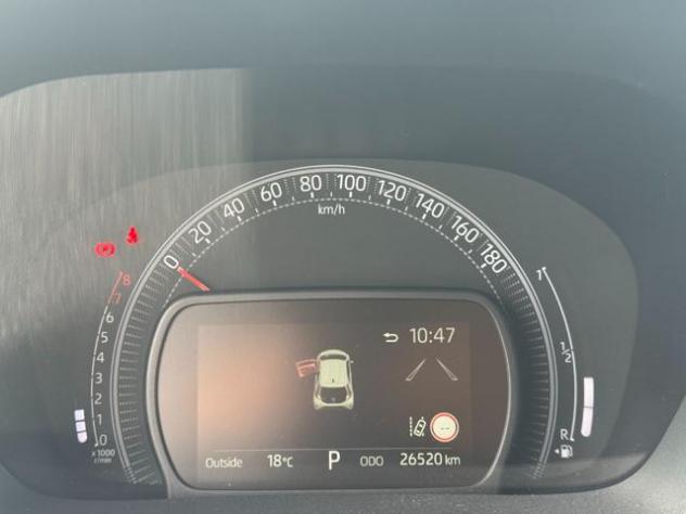 TOYOTA Aygo X Active 1.0cc 72cv AUT. CAMERA POST. CRUISE C. rif. 24170738 - Foto 7