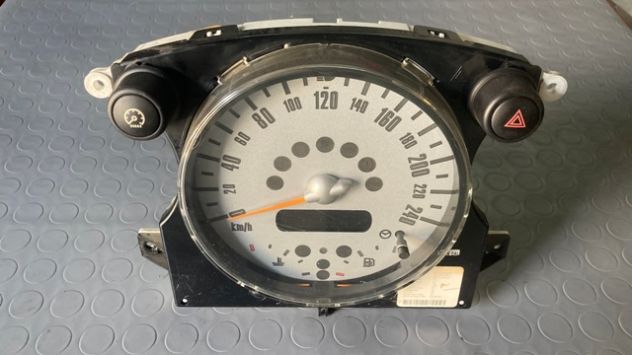 Quadro strumenti Mini Cooper 1.4TD R50 del 2004 (6932507) - Foto 2