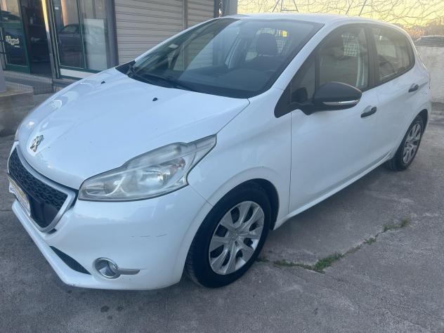 Peugeot 208 1.4 HDi 68 CV autocarro - Foto 2