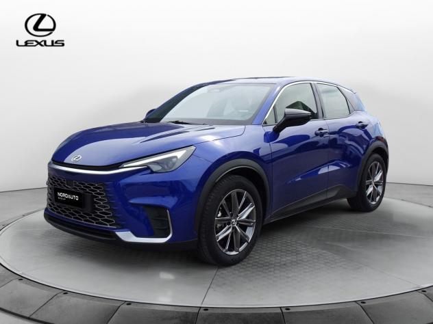 Lexus LBX Elegant 2WD