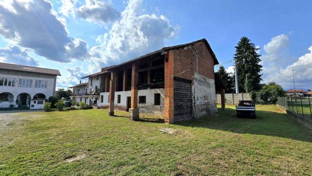 Terratetto in Vendita in zona MAGNONEVOLO con giardino