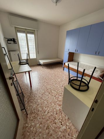 trilocale per studenti traversa viale Campari - Foto 4