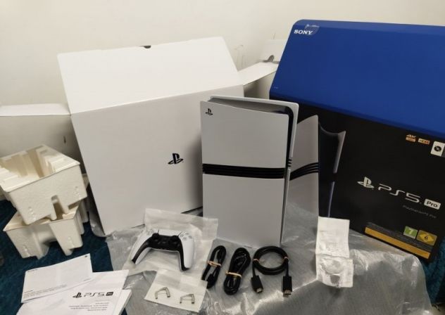 Nuova SONY PS5 Pro - Foto 2