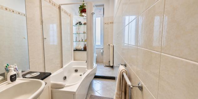 Via Levi, proponiamo appartamento biesposto in una palazzina bifamiliare con giardino privato, ristrutturata nel 2007. L'immobile è composto da ingr - Foto 5