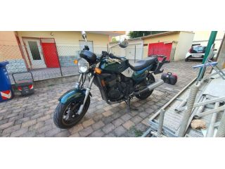 Triumph Trident 750 (1996) – Tre Cilindri d'Epoca, Condizioni Eccellenti
