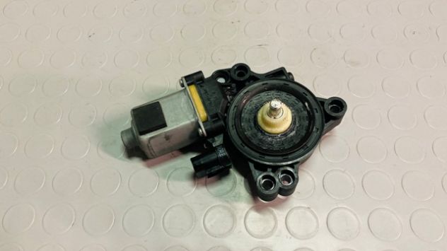 Motorino alzacristallo anteriore SX Hyundai I30 del 2012 (82450-A5000) - Foto 2