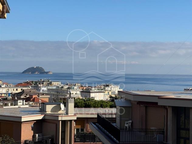 appartamento in vendita ad Alassio