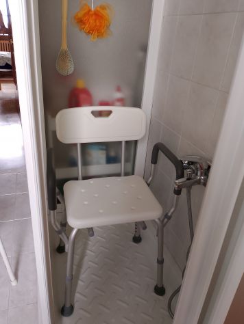 SEDIA PER DOCCIA