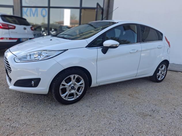 Ford Fiesta 1.5 TDCi 75CV 5 porte Titanium - Foto 6