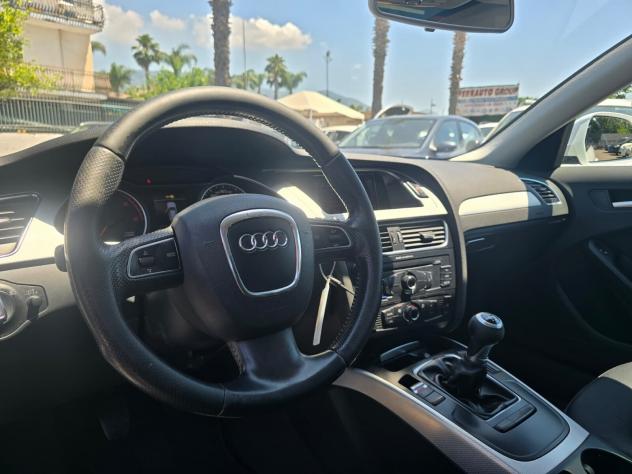 AUDI A4 AVANT 2.0 TDI 143CV ADVANCED - Foto 9